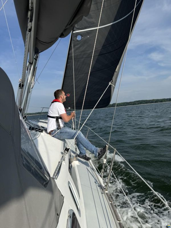 Hunter Marine Hunter 410