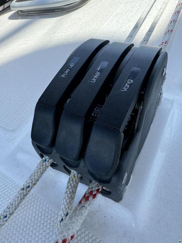 Hunter Marine Hunter 410