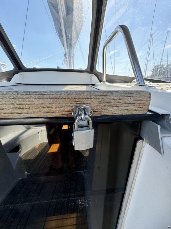 Hunter Marine Hunter 410