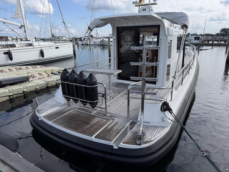 Paragon Yachts 31 Cabin