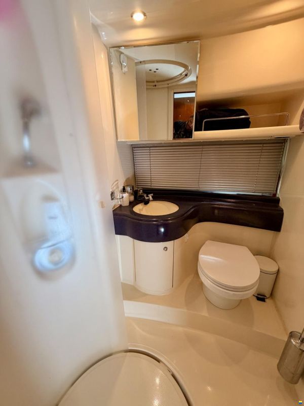 Azimut 42 Fly