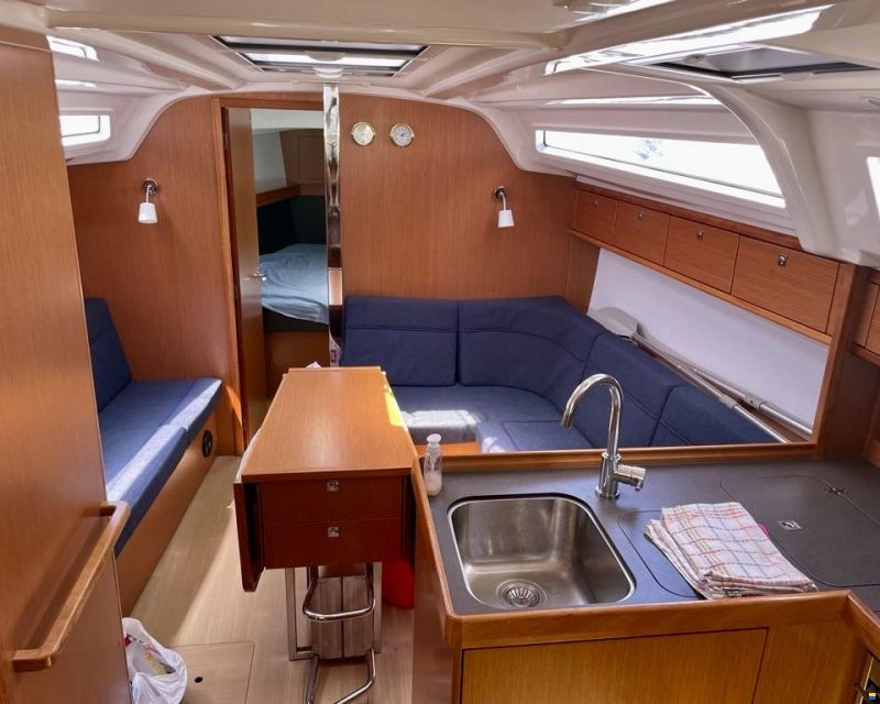 Bavaria Cruiser 37
