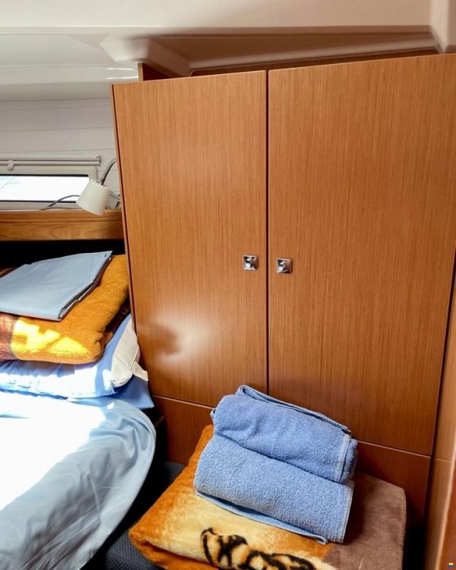Bavaria Cruiser 37