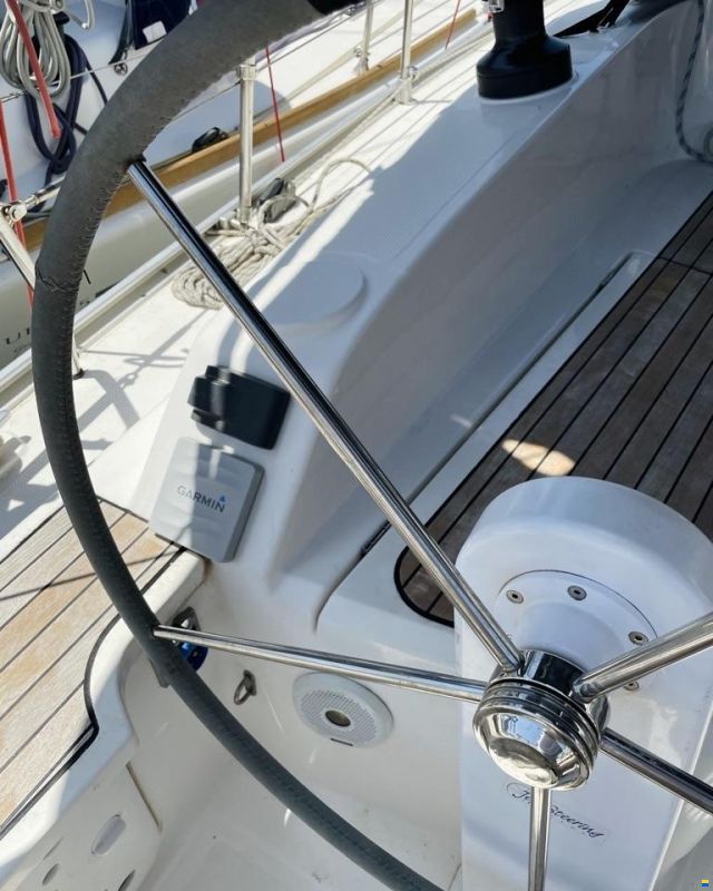 Bavaria Cruiser 37