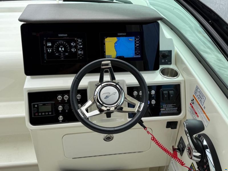 Sea Ray Sundancer 265