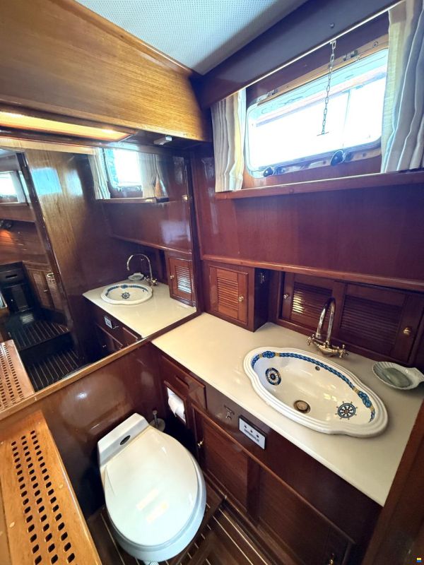 Grand Banks 46 Europa