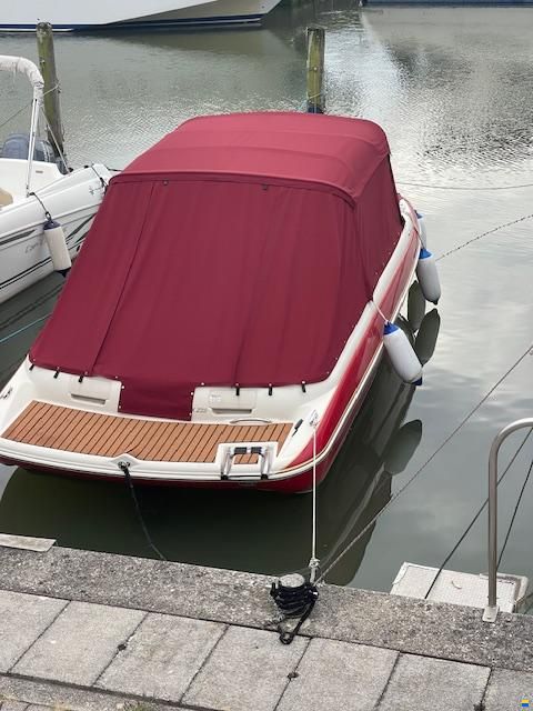 Glastron GX 235 BR