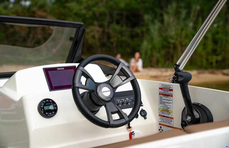 Quicksilver 525 AXESS / Mercury 80cv prêt à naviguer