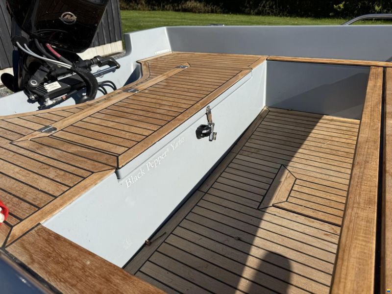 Black Pepper Tender 17