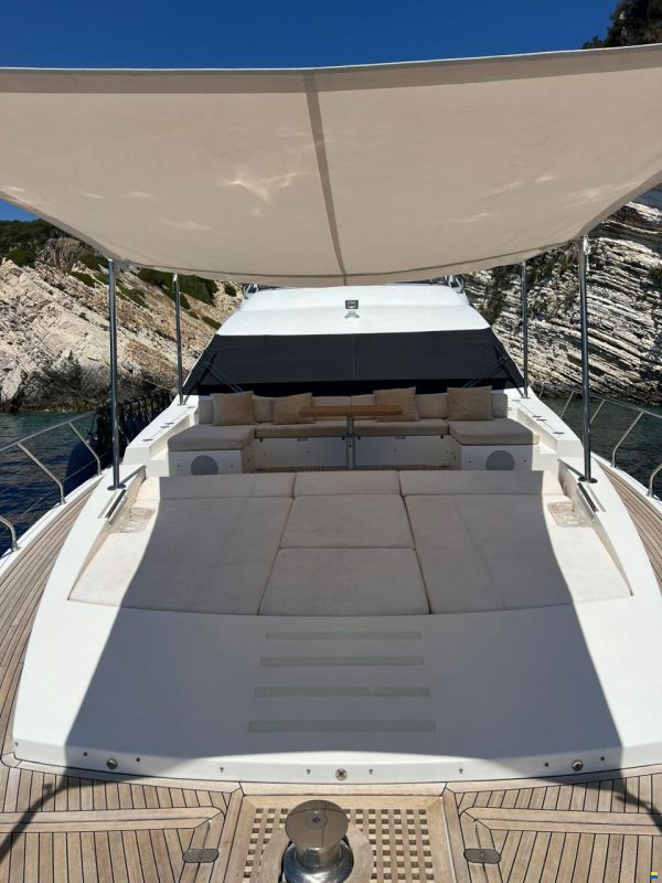 Azimut 80