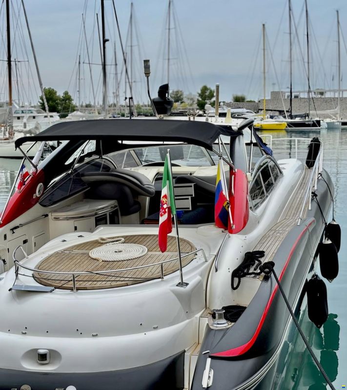 Sunseeker Predator 58