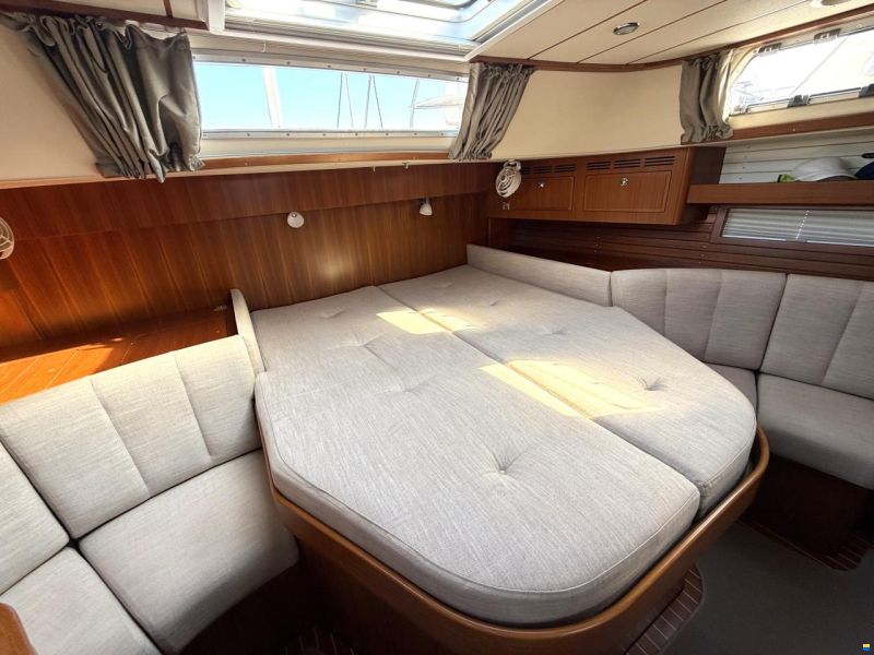 Hallberg-Rassy Hallberg Rassy 55