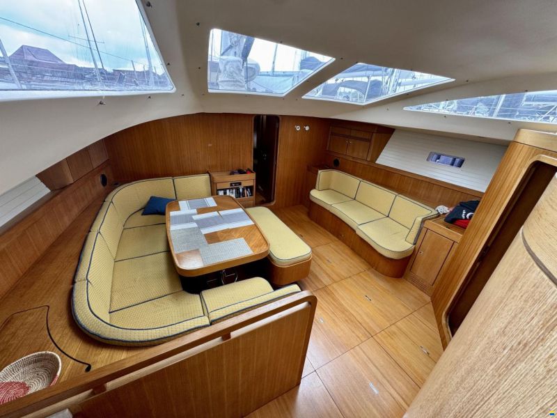 Grand Soleil 70