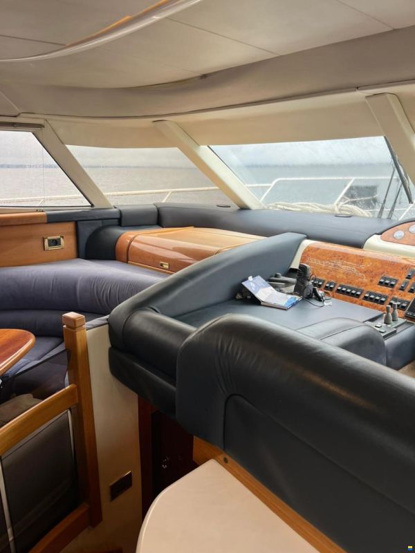 Sealine T51