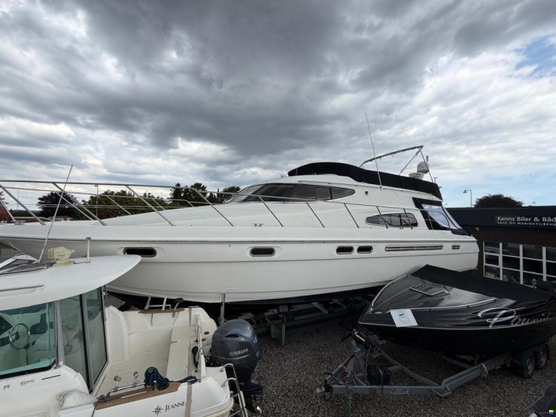 Sealine T51