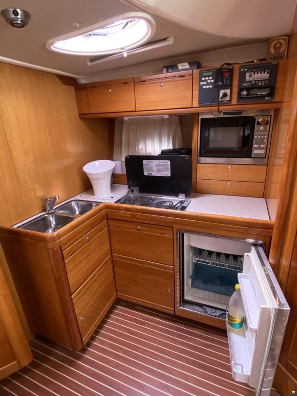 Bavaria Sport 37