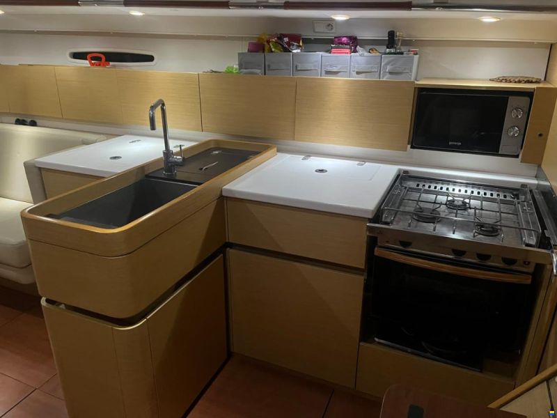 Beneteau First 45