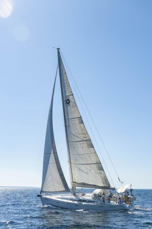 Beneteau First 45