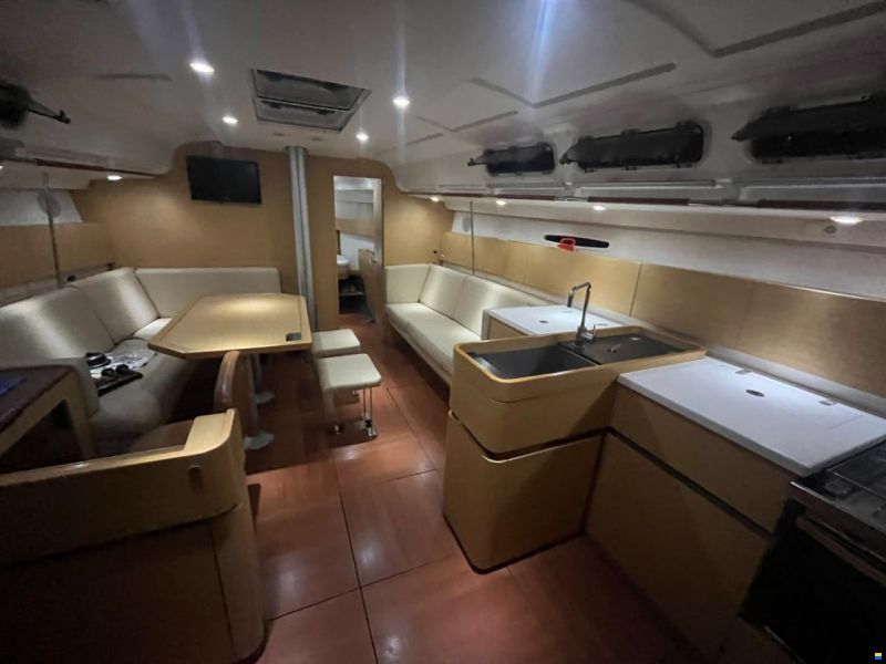 Beneteau First 45