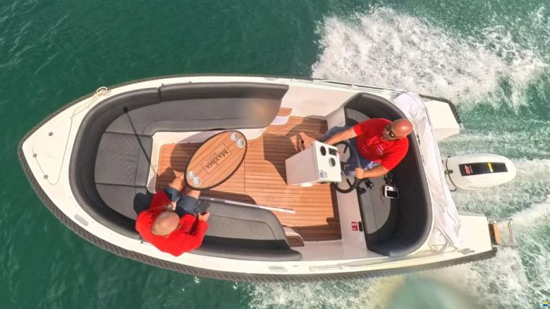 Maxima 550