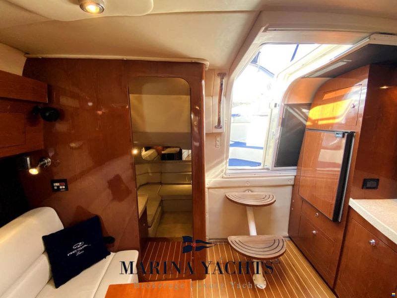 Regal 37