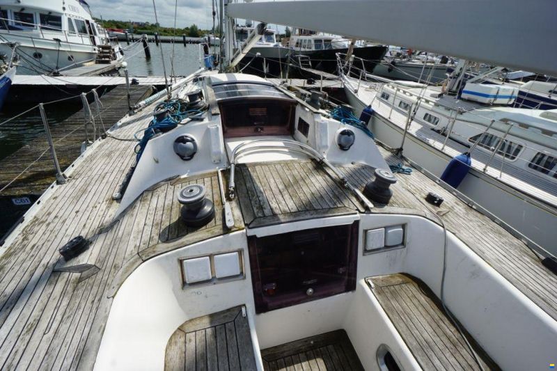 Jeanneau Selection 37