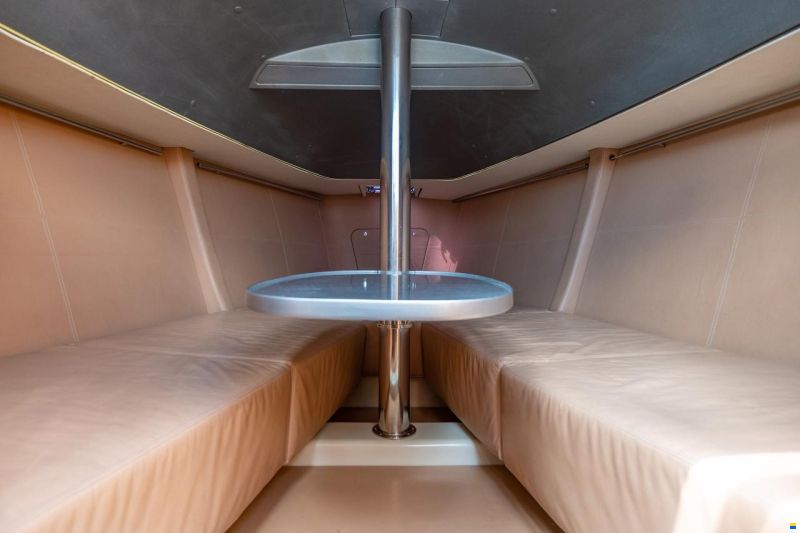Latitude 46 TOFINOU 12
