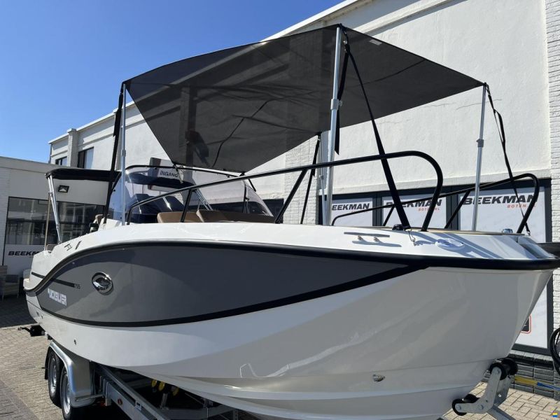 Quicksilver 755 Sundeck