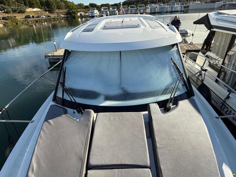 Beneteau Antares 9