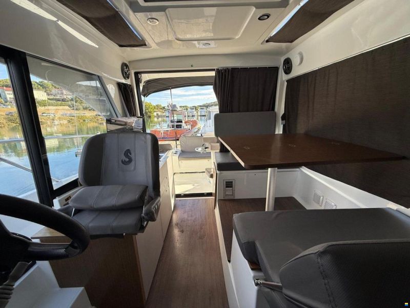 Beneteau Antares 9