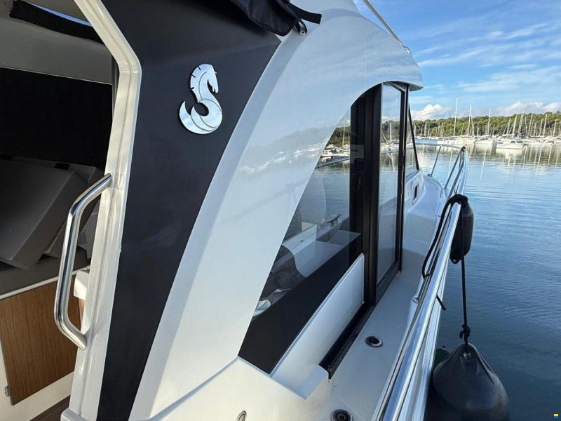 Beneteau Antares 9