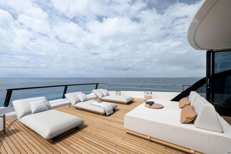 Azimut Grande 30M