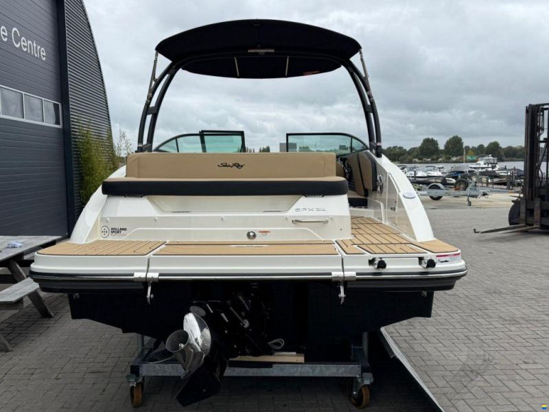 Sea Ray 210 spx