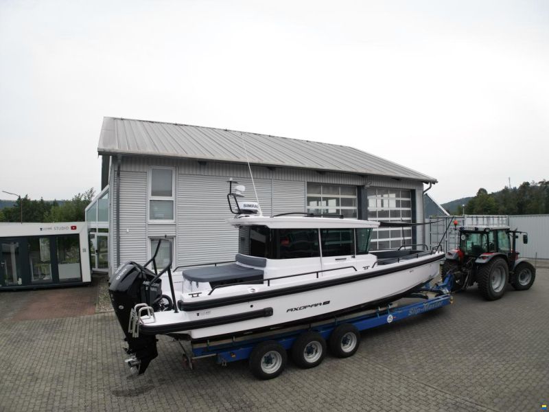 Axopar 28 Cabin