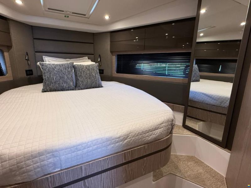 Azimut Atlantis 45