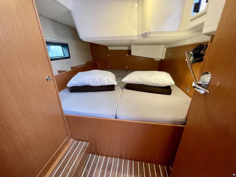 Bavaria Cruiser C42