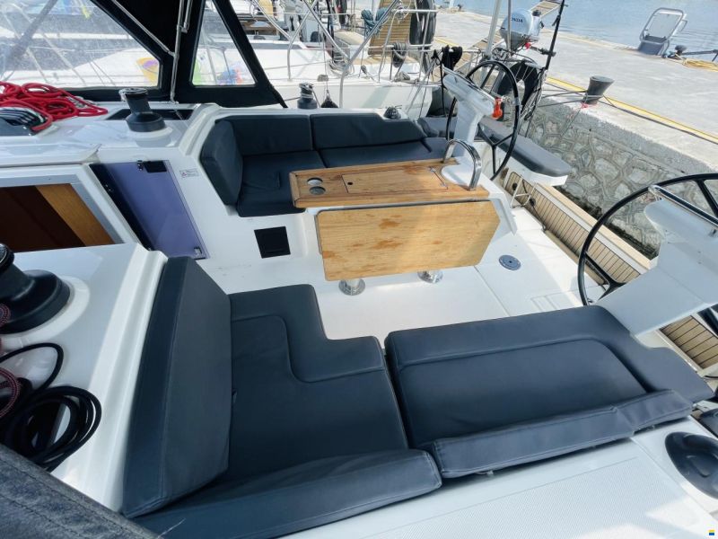 Bavaria Cruiser C42