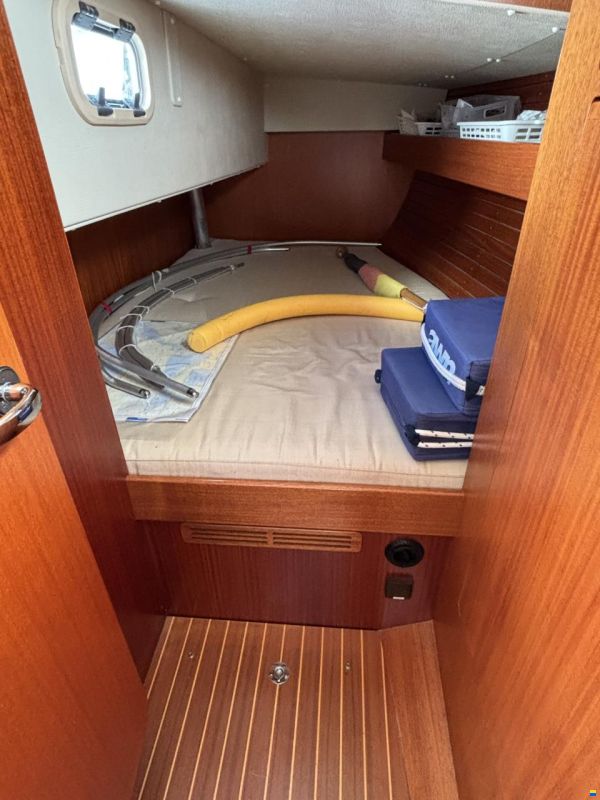 Hallberg-Rassy 310