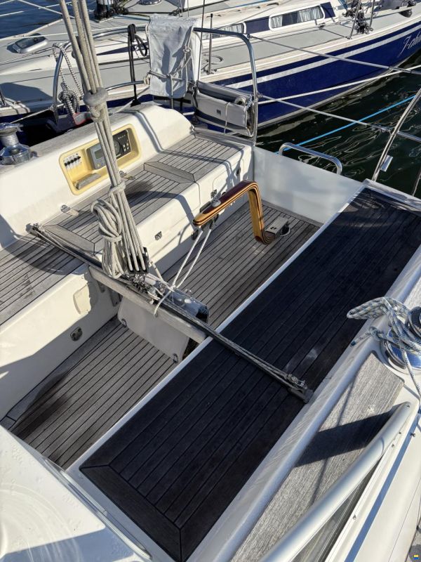 Hallberg-Rassy 310