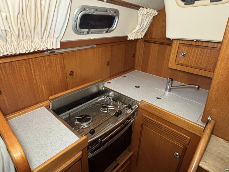 Hallberg-Rassy 310