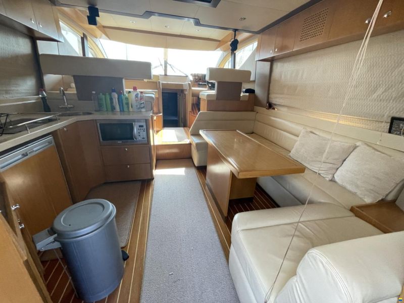 Majesty Yachts Majesty 44
