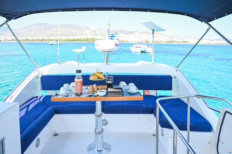 Majesty Yachts Majesty 44