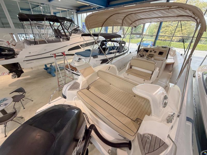 Marlin (IT) 23' FB Top