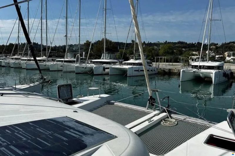 Lagoon 40