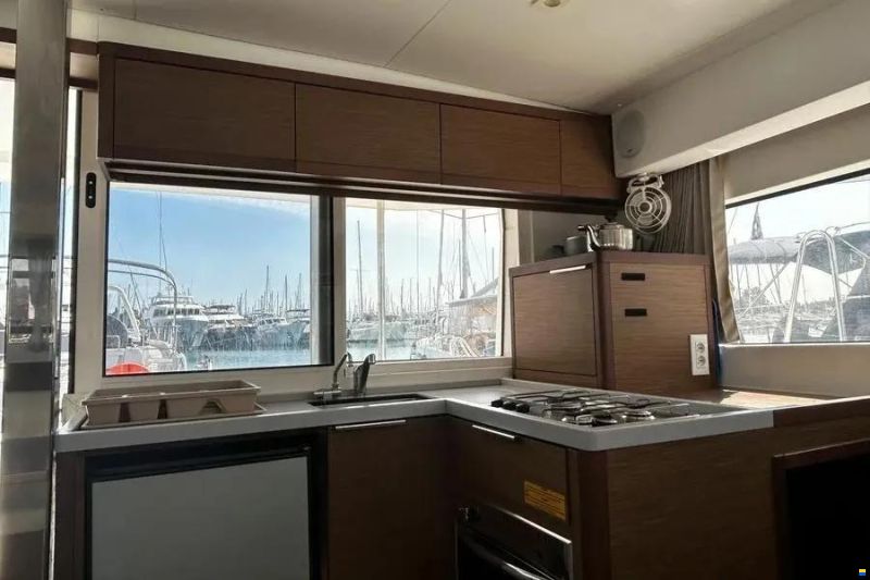 Lagoon 40