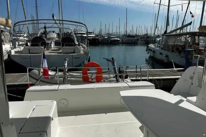 Lagoon 40