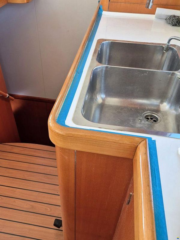 Lagoon 410