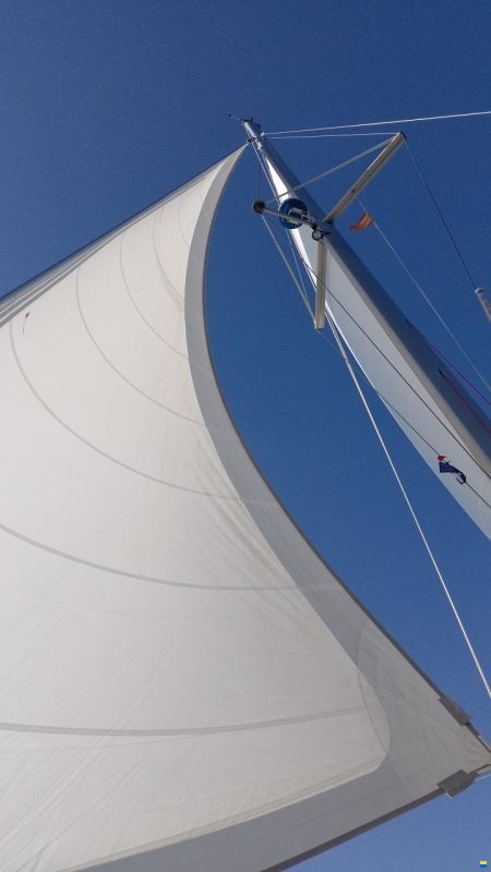 Lagoon 410
