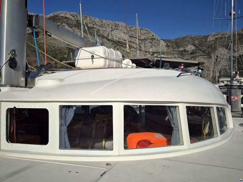 Lagoon 410