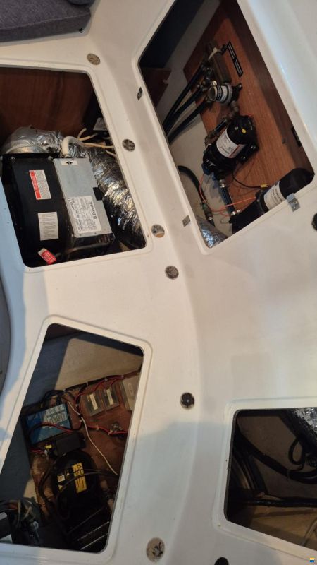Lagoon 410